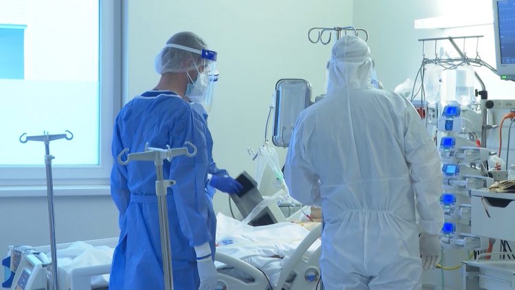 Kod hospitaliziranih zbog covida rizik od smrti unutar dvije godine veći za 69 posto Bolnica koronavirus pacijenti