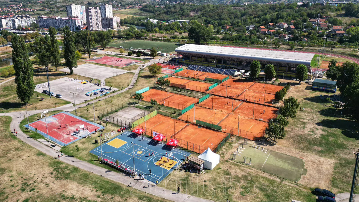 Kamberovica Polje Teniski Tereni