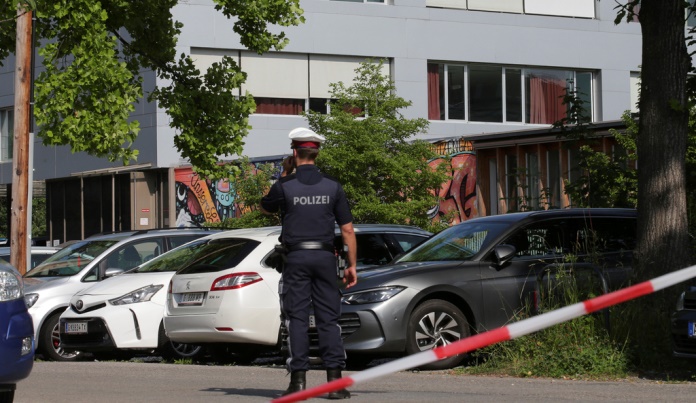 Grac Pucnjava Skola AP