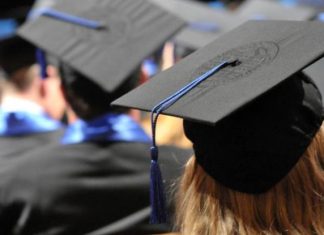 Stipendija, Studenti