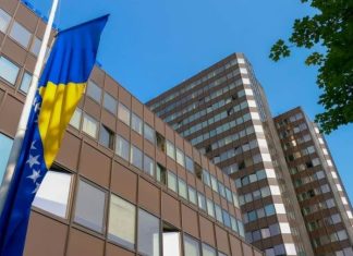 Udruženje Baby Steps: Parlament FBiH odbio razmatrati pravo porodilja na pratnju, žene bez podrške i sigurnosti Parlament FBiH