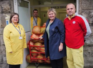 Kantonalna Bolnica Zenica Dobila Donaciju Od Dvije Tone Kupusa Iz Zeničkog Zatvora