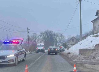 Saobraćajna nesreća u zeničkom naselju Podbrežje, jedna osoba povrijeđena